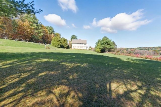 84 Chaloux Lane, Williston, VT 05495