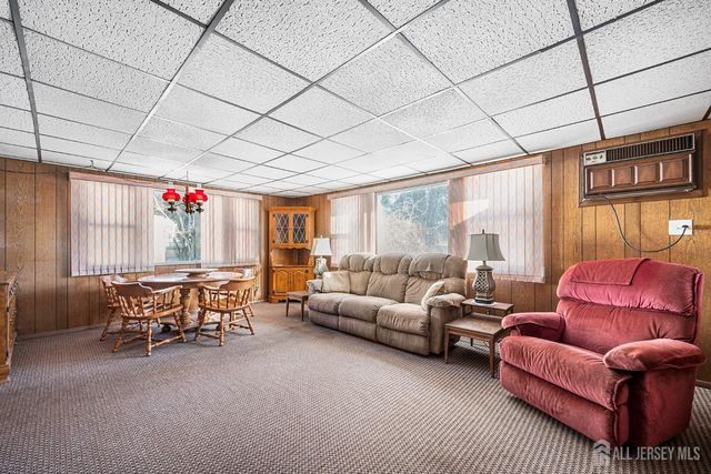 47 Stony Road, Edison, NJ 08817