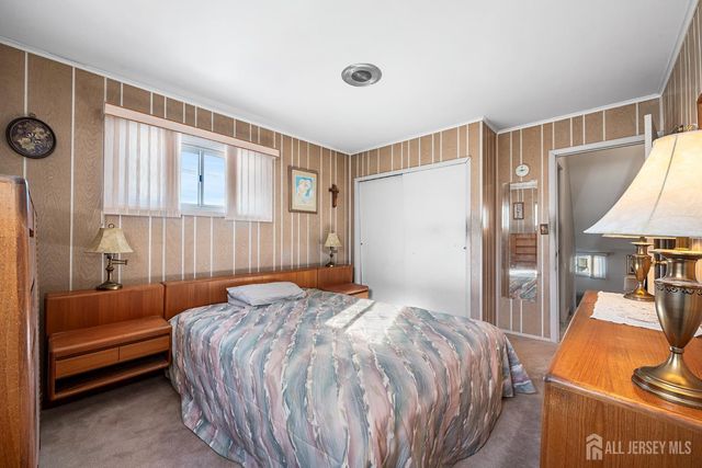 47 Stony Road, Edison, NJ 08817