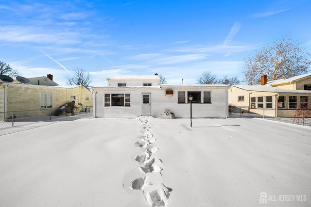 47 Stony Road, Edison, NJ 08817