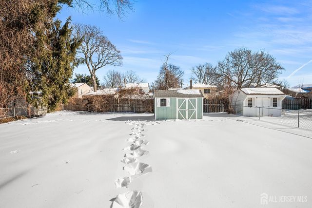 47 Stony Road, Edison, NJ 08817