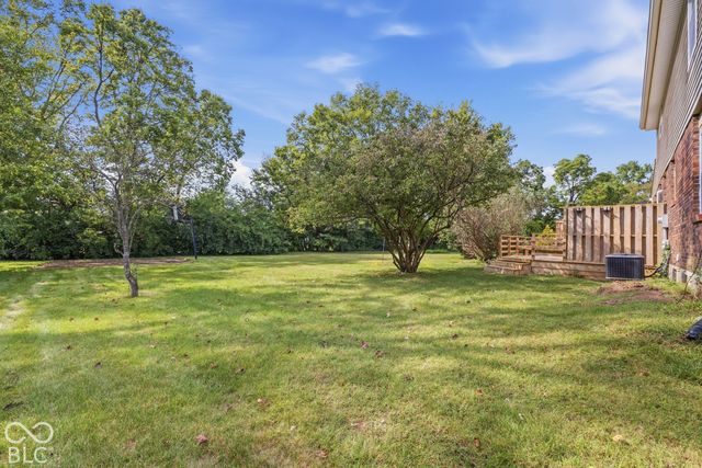 8450 Beckinhill Court, Indianapolis, IN 46256