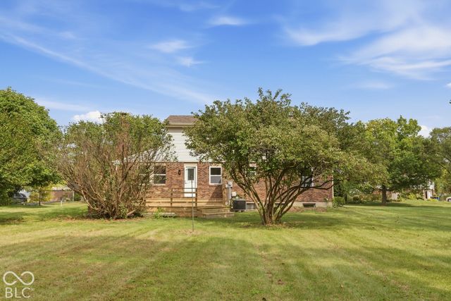 8450 Beckinhill Court, Indianapolis, IN 46256