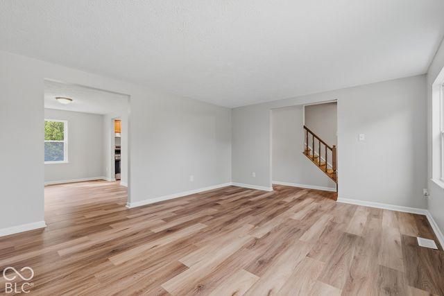 8450 Beckinhill Court, Indianapolis, IN 46256