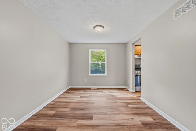 8450 Beckinhill Court, Indianapolis, IN 46256