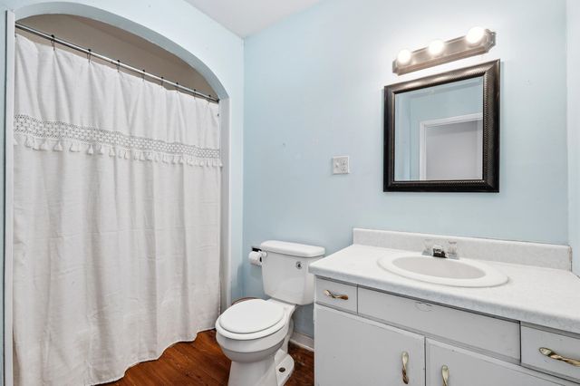 129 Westwood Lane, Huntington, WV 25704