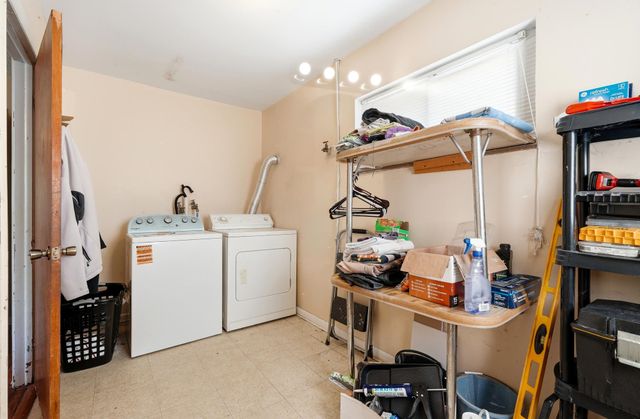 129 Westwood Lane, Huntington, WV 25704