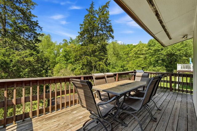129 Westwood Lane, Huntington, WV 25704