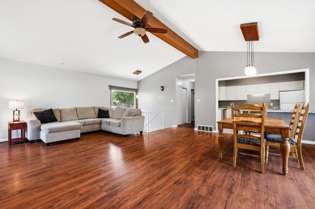 129 Westwood Lane, Huntington, WV 25704