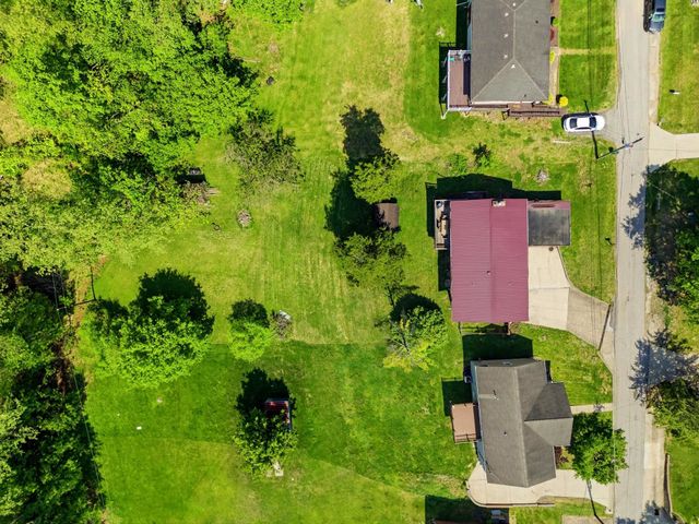 129 Westwood Lane, Huntington, WV 25704