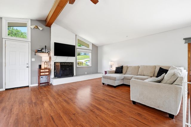 129 Westwood Lane, Huntington, WV 25704