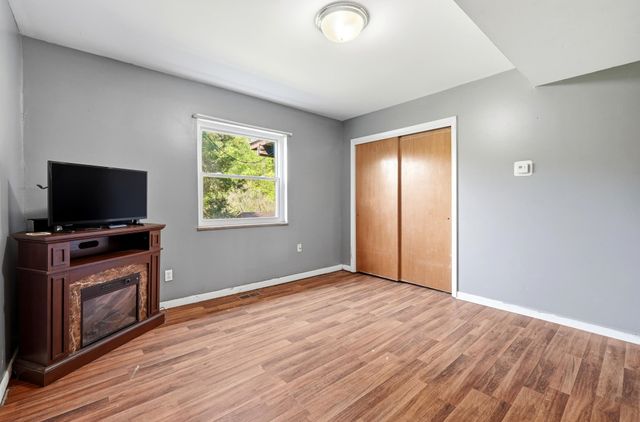 129 Westwood Lane, Huntington, WV 25704