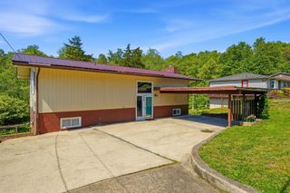 129 Westwood Lane, Huntington, WV 25704