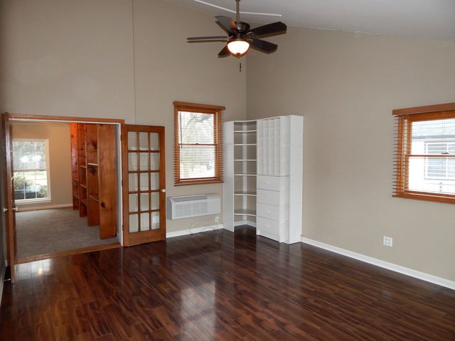 1985 Navarone Drive, Naperville, IL 60565