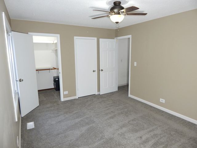 1985 Navarone Drive, Naperville, IL 60565