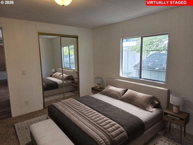 13640 Se HIGHWAY 212 123, Clackamas, OR 97015