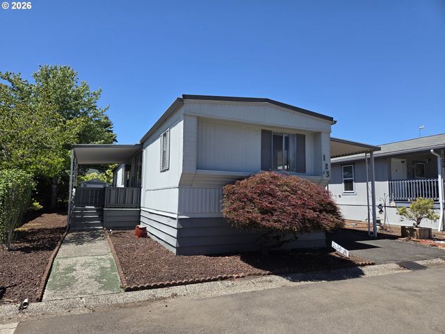 13640 Se HIGHWAY 212 123, Clackamas, OR 97015