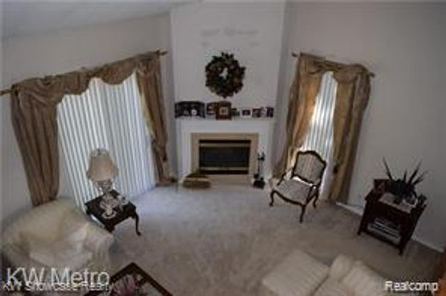 37270 Chesapeake Road, Farmington Hills, MI 48335
