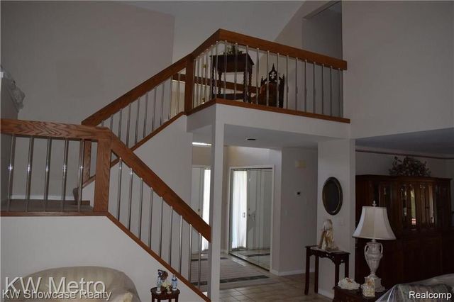 37270 Chesapeake Road, Farmington Hills, MI 48335