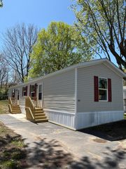 1565 M-63 49, Benton Charter Twp, MI 49022