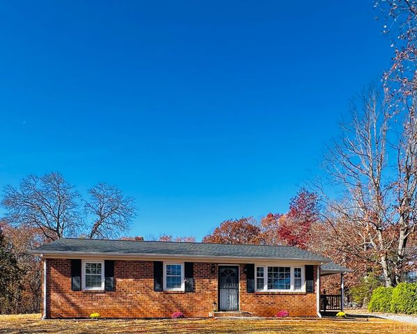 305 Eldon Road, Appomattox, VA 24522