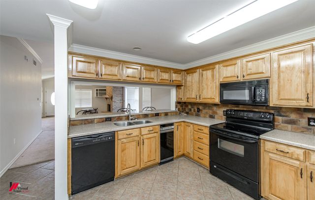 700 Reynolds Street, Springhill, LA 71075