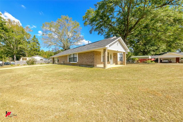 700 Reynolds Street, Springhill, LA 71075