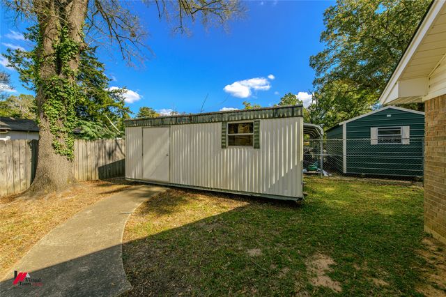 700 Reynolds Street, Springhill, LA 71075