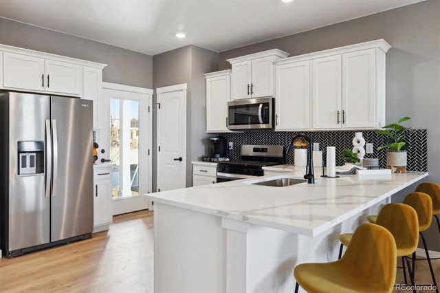 658 N Ukraine Street, Aurora, CO 80018