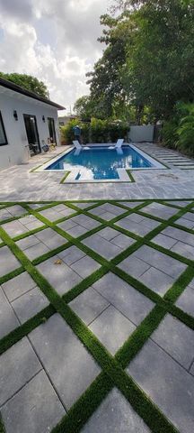 5901 SW 64th Street, South Miami, FL 33143
