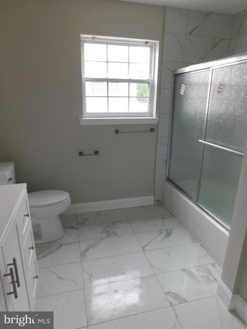 51 HIGHBRIDGE LN, West Deptford, NJ 08086