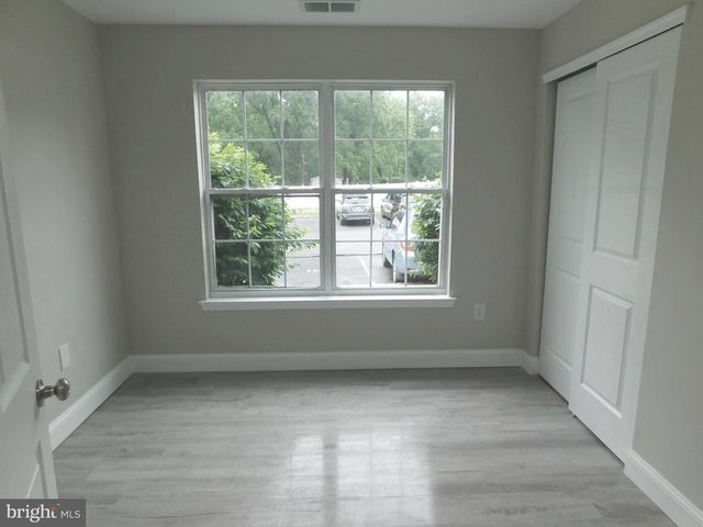 51 HIGHBRIDGE LN, West Deptford, NJ 08086