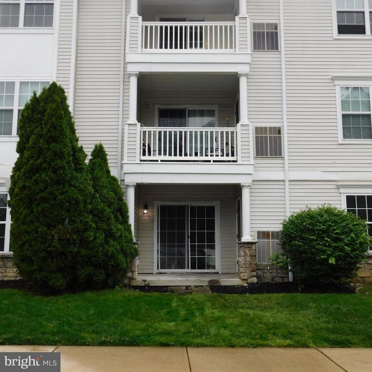 51 HIGHBRIDGE LN, West Deptford, NJ 08086