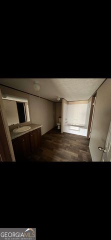 567 Suttles Road, Martin, GA 30557