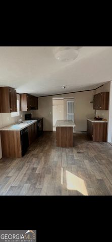 567 Suttles Road, Martin, GA 30557