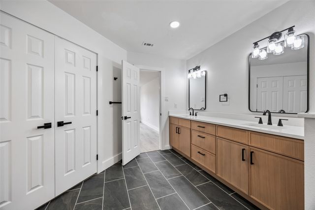 912 Sandhurst Drive, Plano, TX 75025