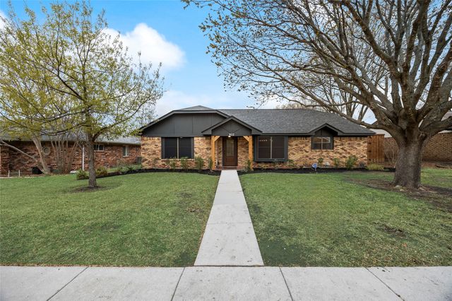 912 Sandhurst Drive, Plano, TX 75025