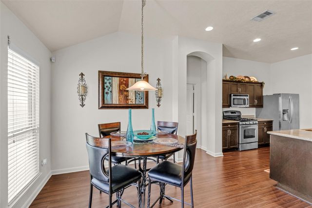 212 Boulder Drive, Navasota, TX 77868