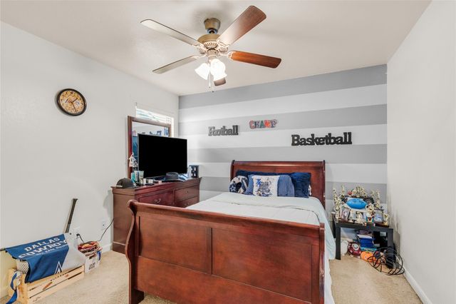 212 Boulder Drive, Navasota, TX 77868