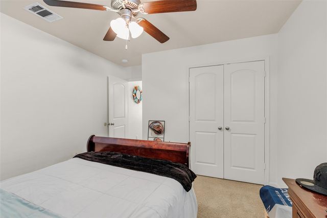 212 Boulder Drive, Navasota, TX 77868