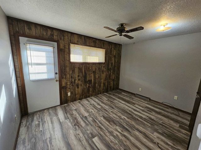 302 Marteeny, Mt Vernon, IL 62864