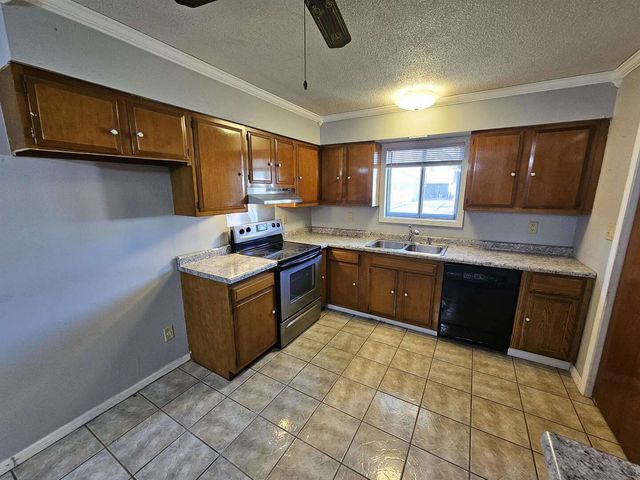 302 Marteeny, Mt Vernon, IL 62864