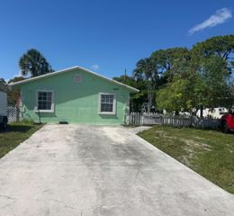 4403 Anna Lane, Palm Springs, FL 33406