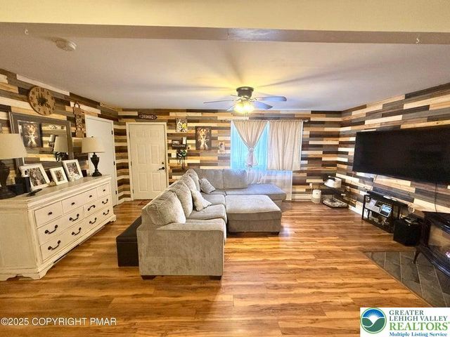 114 MacCauley Road, Penn Forest Twp, PA 18210