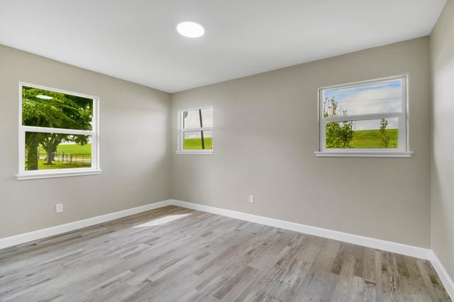 713 Scarborough Lane, Pasadena, TX 77506