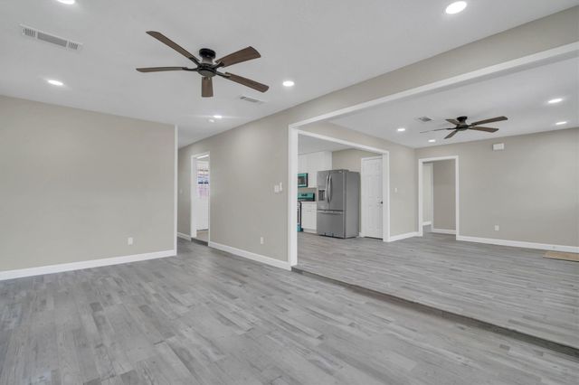 713 Scarborough Lane, Pasadena, TX 77506