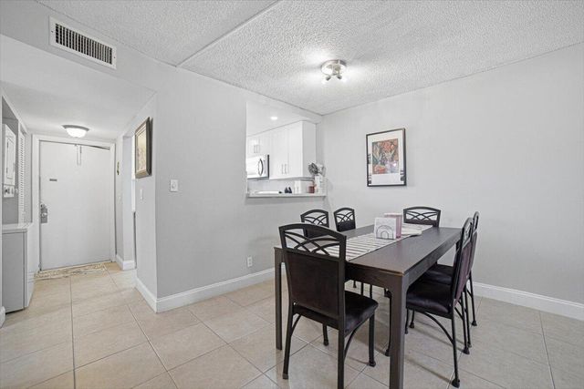 2755 W Atlantic Avenue 104-B, Delray Beach, FL 33445