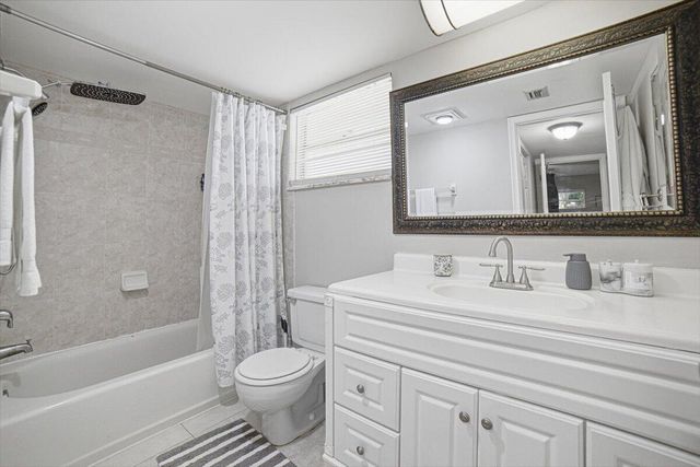 2755 W Atlantic Avenue 104-B, Delray Beach, FL 33445