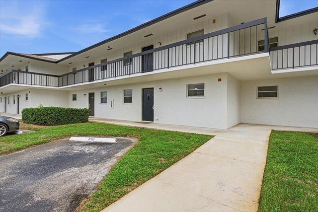 2755 W Atlantic Avenue 104-B, Delray Beach, FL 33445