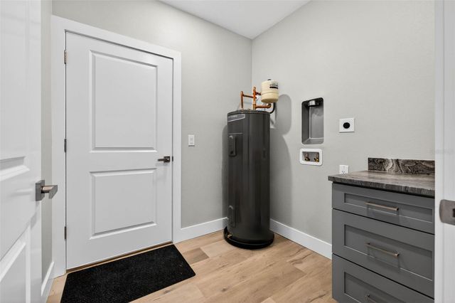 2540 34TH AVENUE N, St Petersburg, FL 33713